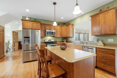 Tiny photo for 24642 Lincolnway Street, Plainfield, IL 60544 (MLS # 12569586)