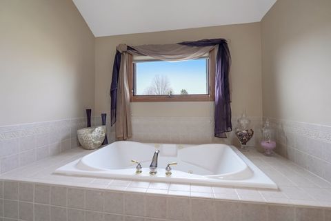 Tiny photo for 24642 Lincolnway Street, Plainfield, IL 60544 (MLS # 12569586)