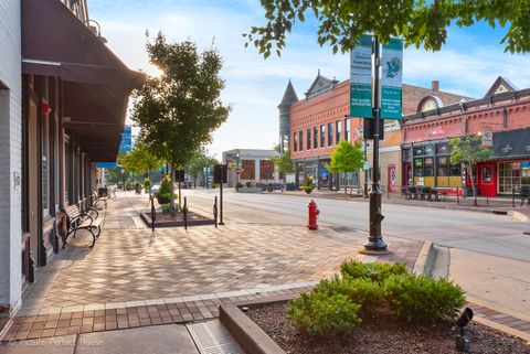 Tiny photo for 24642 Lincolnway Street, Plainfield, IL 60544 (MLS # 12569586)