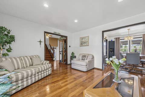 Tiny photo for 1100 Cochran Street, Aurora, IL 60506 (MLS # 12704382)