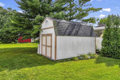 Tiny photo for 1100 Cochran Street, Aurora, IL 60506 (MLS # 12704382)