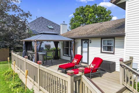 Tiny photo for 1100 Cochran Street, Aurora, IL 60506 (MLS # 12704382)