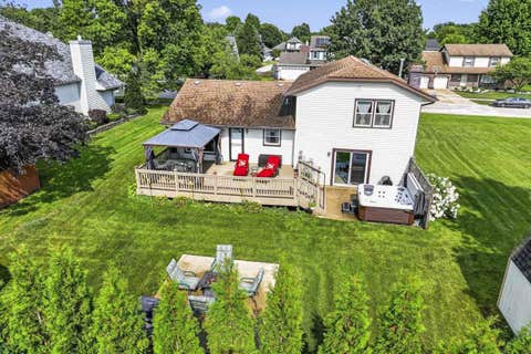 Tiny photo for 1100 Cochran Street, Aurora, IL 60506 (MLS # 12704382)