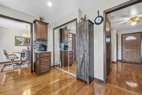 Tiny photo for 1100 Cochran Street, Aurora, IL 60506 (MLS # 12704382)