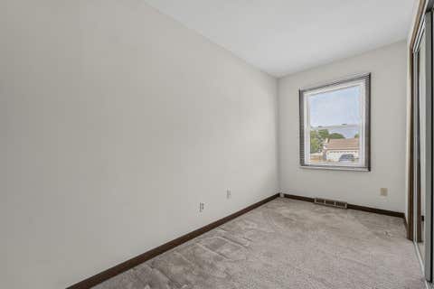 Tiny photo for 1100 Cochran Street, Aurora, IL 60506 (MLS # 12704382)