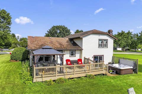 Tiny photo for 1100 Cochran Street, Aurora, IL 60506 (MLS # 12704382)