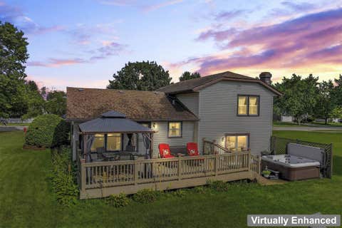 Tiny photo for 1100 Cochran Street, Aurora, IL 60506 (MLS # 12704382)