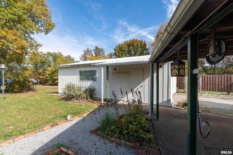 Tiny photo for 402 MAIN Street, Broughton, IL 62817 (MLS # EB460471)