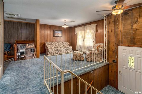 Tiny photo for 402 MAIN Street, Broughton, IL 62817 (MLS # EB460471)