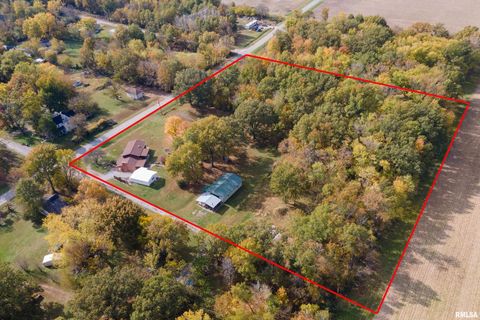 Tiny photo for 402 MAIN Street, Broughton, IL 62817 (MLS # EB460471)