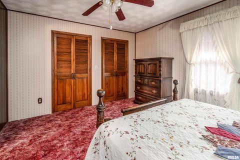 Tiny photo for 402 MAIN Street, Broughton, IL 62817 (MLS # EB460471)