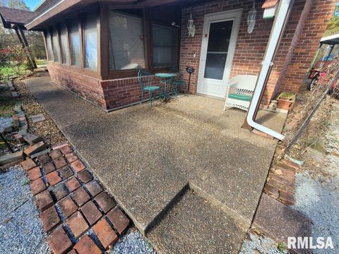 Tiny photo for 402 MAIN Street, Broughton, IL 62817 (MLS # EB460471)