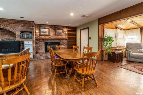 Tiny photo for 402 MAIN Street, Broughton, IL 62817 (MLS # EB460471)