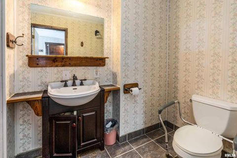 Tiny photo for 402 MAIN Street, Broughton, IL 62817 (MLS # EB460471)