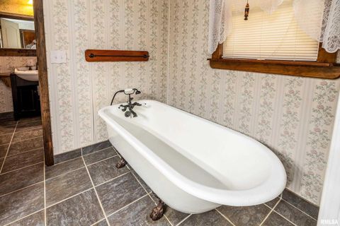 Tiny photo for 402 MAIN Street, Broughton, IL 62817 (MLS # EB460471)