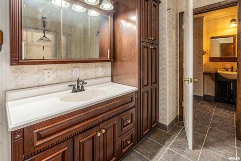 Tiny photo for 402 MAIN Street, Broughton, IL 62817 (MLS # EB460471)