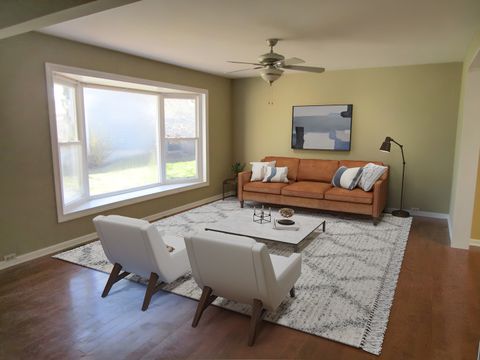 Tiny photo for 104 Oxford Place, Bloomingdale, IL 60108 (MLS # 12608276)