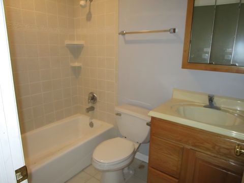 Tiny photo for 104 Oxford Place, Bloomingdale, IL 60108 (MLS # 12608276)