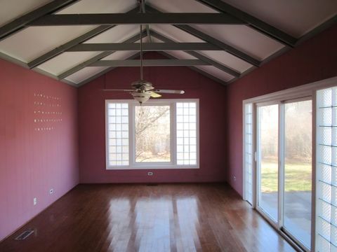 Tiny photo for 104 Oxford Place, Bloomingdale, IL 60108 (MLS # 12608276)