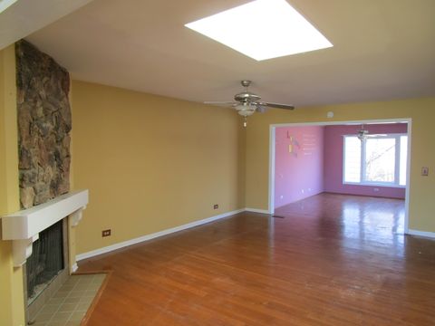 Tiny photo for 104 Oxford Place, Bloomingdale, IL 60108 (MLS # 12608276)