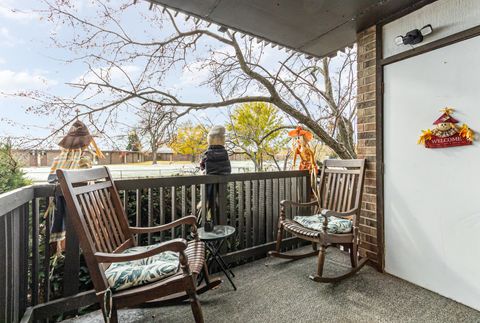 Tiny photo for 1420 Woodbridge Road #1E, Joliet, IL 60436 (MLS # 12511573)