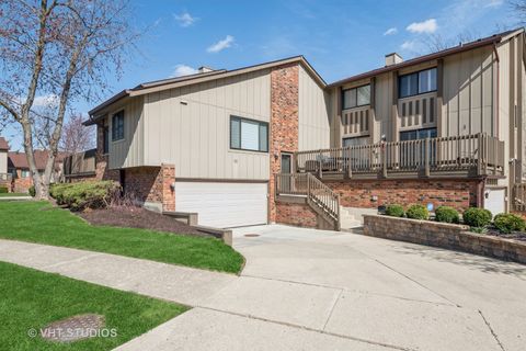 14 Portwine Road Willowbrook IL 60527