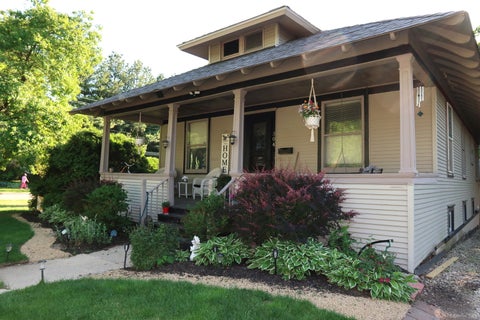 Photo of 304 N Worth Avenue, Elgin, IL 60123 (MLS # 12769242)
