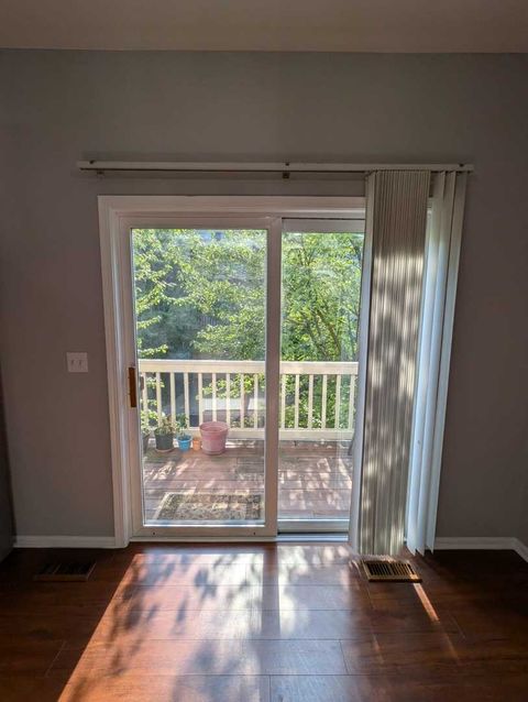 Tiny photo for 203 N Louis Street #B, Mount Prospect, IL 60056 (MLS # 12448431)