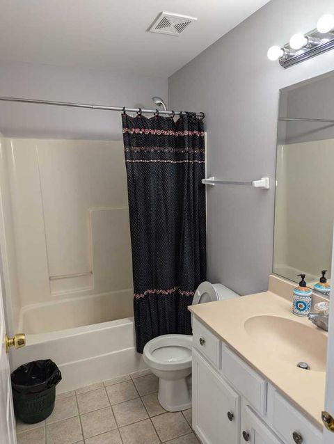 Tiny photo for 203 N Louis Street #B, Mount Prospect, IL 60056 (MLS # 12448431)