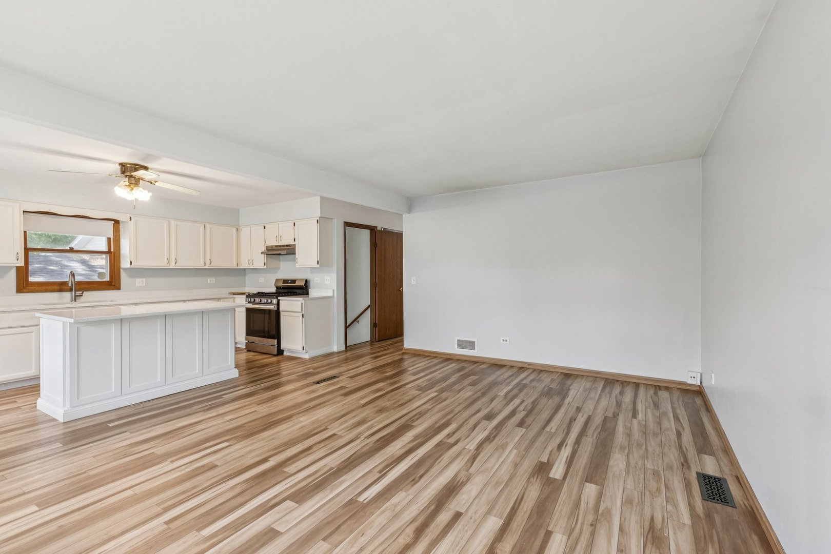 1228 N Lake Shore Drive