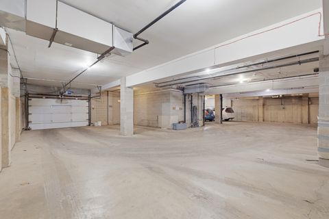 Tiny photo for 2046 Saint Johns Avenue #3E, Highland Park, IL 60035 (MLS # 12606172)