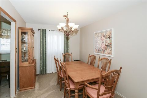 Tiny photo for 1335 Gentry Road, Hoffman Estates, IL 60169 (MLS # 12569449)