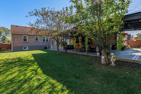 Tiny photo for 8138 Mulligan Avenue, Burbank, IL 60459 (MLS # 12505573)
