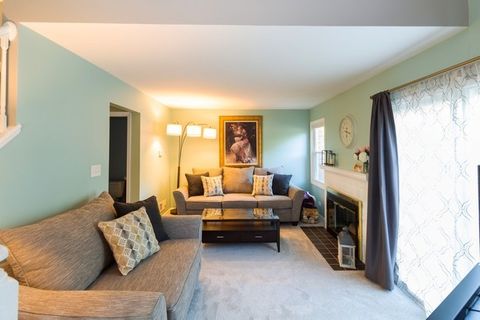 Tiny photo for 202 College Crossing #162, Rolling Meadows, IL 60008 (MLS # 12529992)