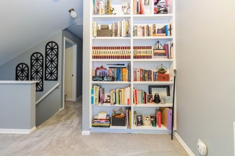 Tiny photo for 202 College Crossing #162, Rolling Meadows, IL 60008 (MLS # 12529992)