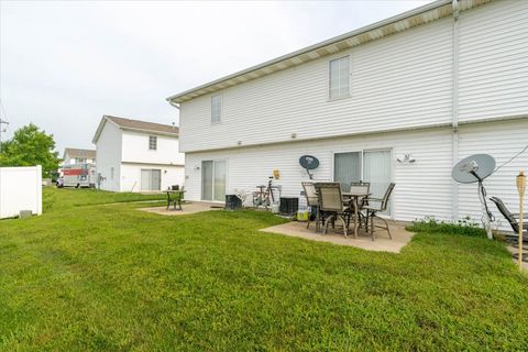 Tiny photo for 29 Fetzer Court #2, Bloomington, IL 61704 (MLS # 12704812)