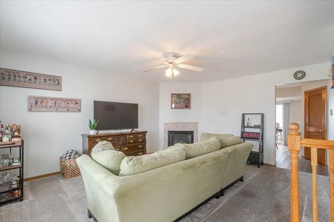 Tiny photo for 29 Fetzer Court #2, Bloomington, IL 61704 (MLS # 12704812)