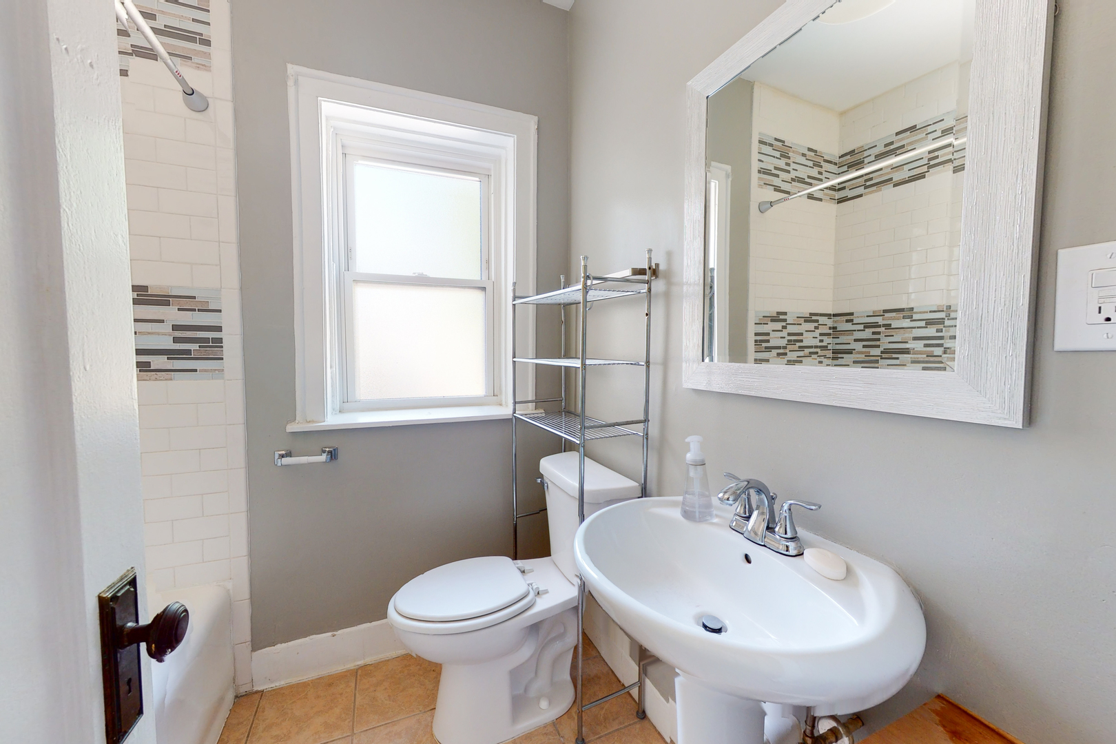 3012 W Warren Boulevard