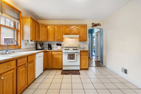 Tiny photo for 5306 Kimball Place, Oak Lawn, IL 60453 (MLS # 12532115)