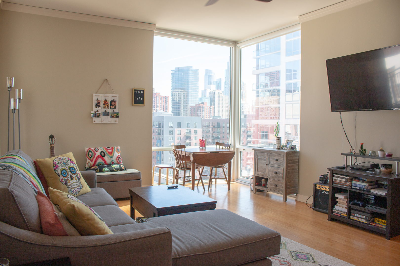 170 W Polk Street 1206