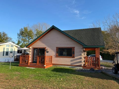 Tiny photo for 211 Walleye Circle, Wilmington, IL 60481 (MLS # 12507920)