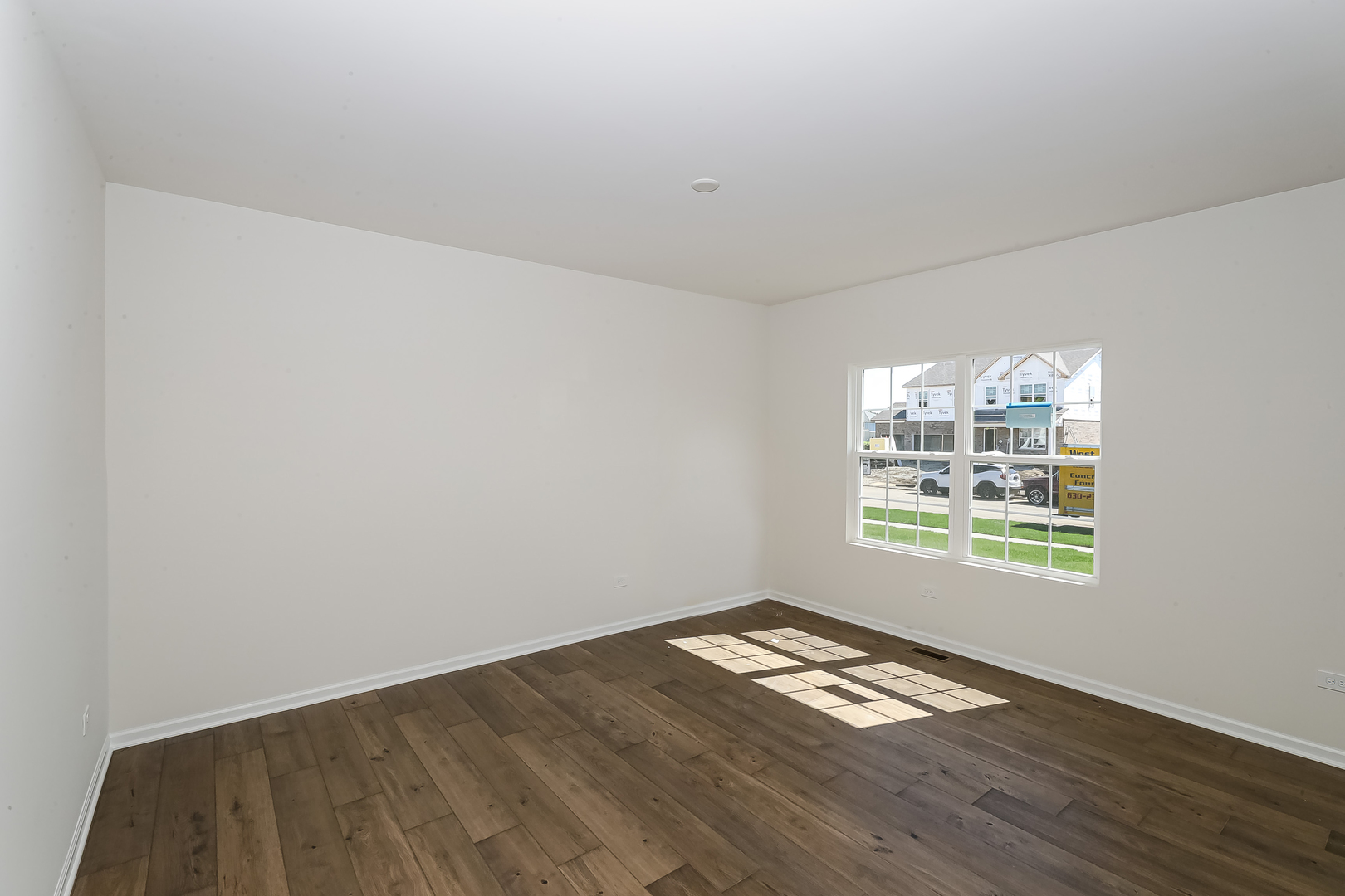 965 Penrith Lane