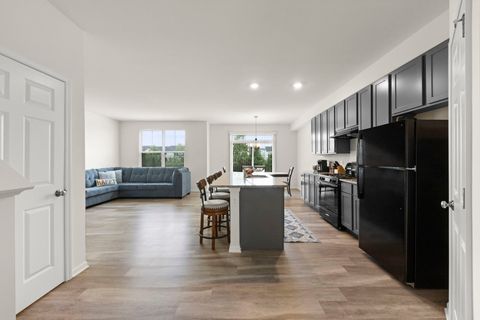 Tiny photo for 4202 Chelsea Manor Circle, Aurora, IL 60504 (MLS # 12619605)