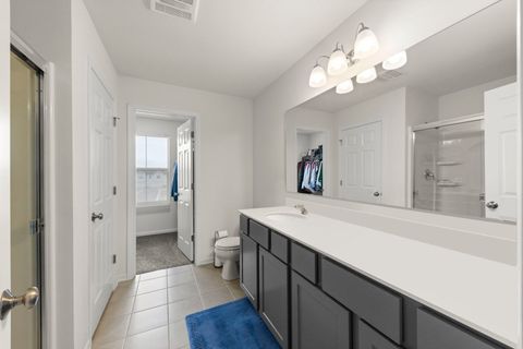 Tiny photo for 4202 Chelsea Manor Circle, Aurora, IL 60504 (MLS # 12619605)