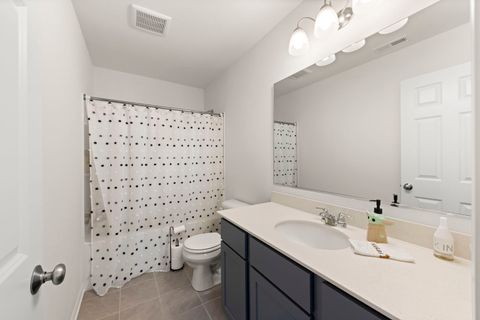 Tiny photo for 4202 Chelsea Manor Circle, Aurora, IL 60504 (MLS # 12619605)