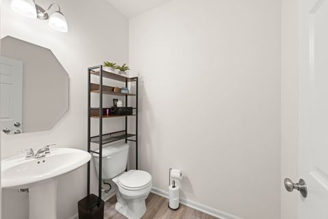 Tiny photo for 4202 Chelsea Manor Circle, Aurora, IL 60504 (MLS # 12619605)