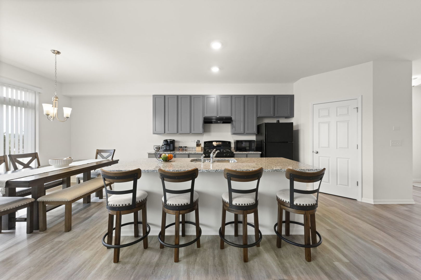 4202 Chelsea Manor Circle