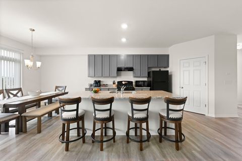 Tiny photo for 4202 Chelsea Manor Circle, Aurora, IL 60504 (MLS # 12619605)