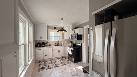 Tiny photo for 909 E 3RD Street, Centralia, IL 62801 (MLS # 12623652)