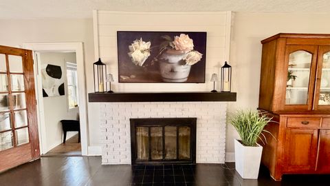 Tiny photo for 909 E 3RD Street, Centralia, IL 62801 (MLS # 12623652)